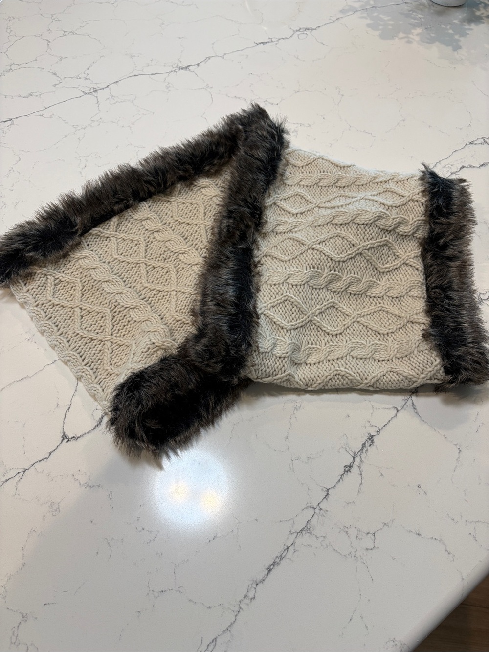Cozy Cable Knit tube scarf with Faux Fur Trim - Cream and Dark Gray.